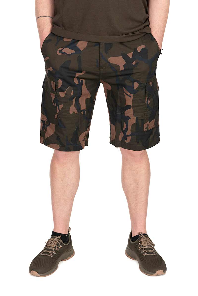 Pantalón Corto Fox LW Combat Camo - Tienda Carpfishing