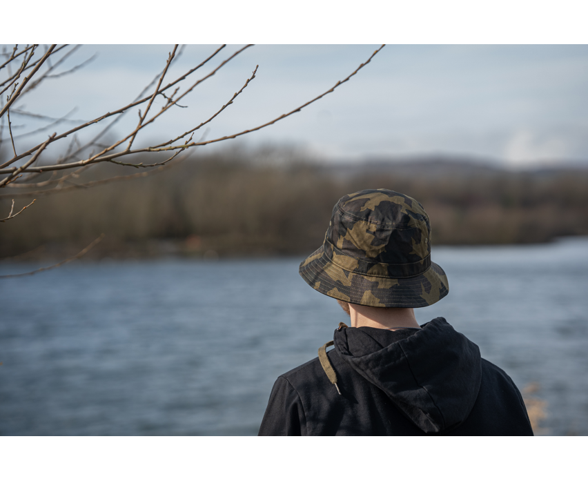 Kappe Avid Carp Distortion Tarnfarbe
