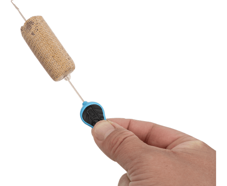 Aguja Avid Carp Stick & Stringer Re - Rig Azul - Tienda Carpfishing