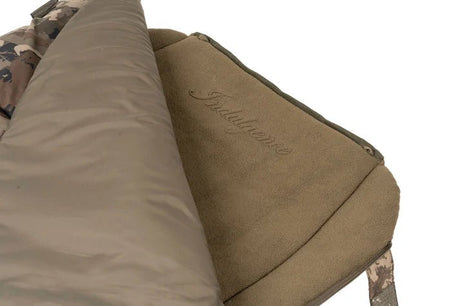 Bed Chair Nash Indulgence 4 Junioren Sleep System Camo - Tienda Carpfishing
