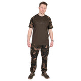 Camiseta Fox Outline T Khaki/Camo - Tienda Carpfishing