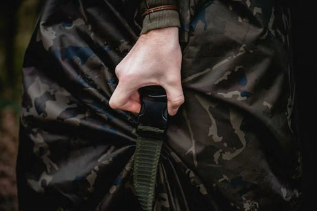 Funda para Bed Chair Nash Subterfuge Impermeable - Tienda Carpfishing