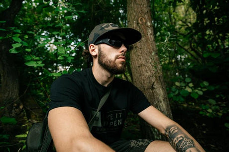 Gafas de sol polarizadas Nash Make It Happen Flexi Wrap Gris Ahumado - Tienda Carpfishing