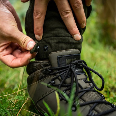 Pantalón Nash Impermeable ZT Low Key - Tienda Carpfishing